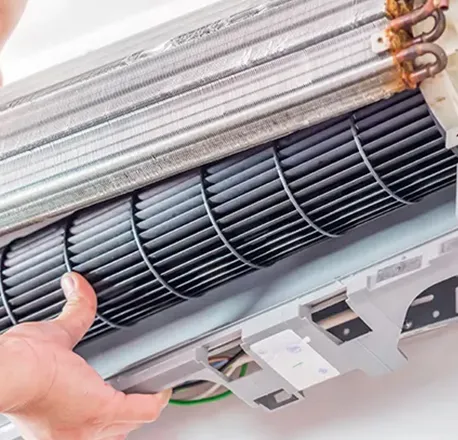 Friendly and fast HVAC service team in Memphis highlighting reasons to choose Chils Heating and Air Conditioning Repair.